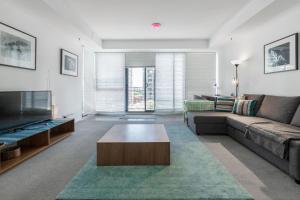 Jeffcott Botanic Escape Parking, Pool & Gym