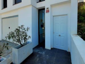 Stylish Modern Villa on the Outskirts of Sitges