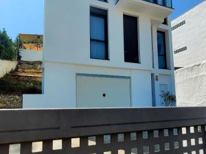 Stylish Modern Villa on the Outskirts of Sitges