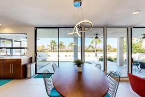 MountainView Haven with Pool Peloton Available for Coachella Stagecoach