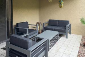 Delightful Dog Friendly Condo with Shared Pool Hot TubPrivate Electric Grill