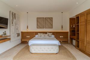 Brand New Elegant 4BR Villa Nelsia