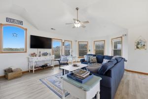 Golf & Surf 7br- Private Pool, 5 Min To Beach