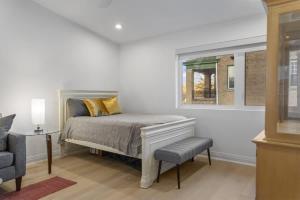 Spacious Studio Suite Downtown Durham