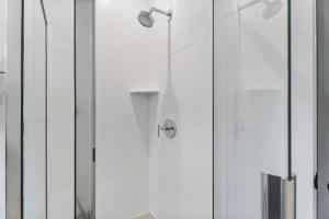 Spacious Studio Suite Downtown Durham