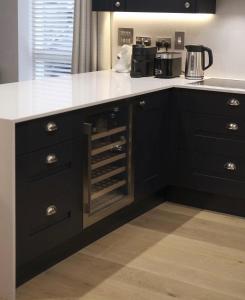 Queens Park 4 Bedroom Victorian Townhouse