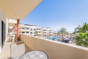 Oceanview condo w Resort amenities Steps to Beach