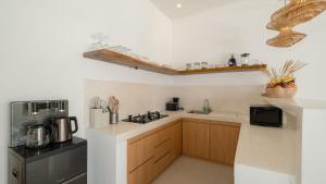 Villa Victoria 2 by Villa Finder