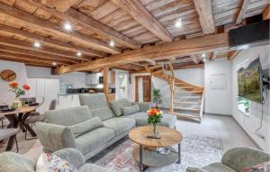 Amazing Apartment In Irrhausen With Wifi