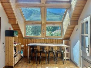 Chalet avec parking, animaux admis - 8 pers. - FR-1-871-22