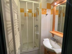 Appartement élégant avec parking - 6 pers. - FR-1-871-21