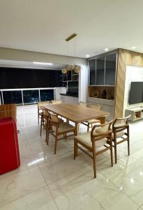 Espaçoso e aconchegante apartamento