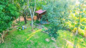 Wild Rock Villa & Tree house