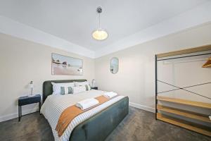Marvellous March - Central 2 Bed Wi-Fi