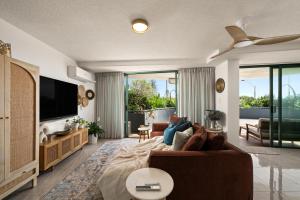Classic Coastal Escape - 1 Bedroom Ocean Views