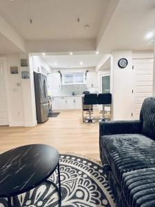 Gorgeous 2BR Suite Chappelle
