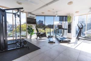 Comfy 1BD Aprt with Pool,Tennis & Gym