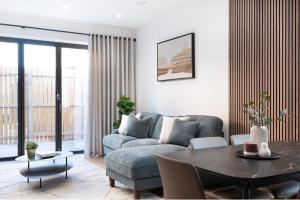 Queens Park 4 Bedroom Victorian Townhouse