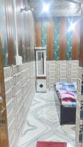 No 1 Vrindavan Hotal Kanha 89799PG12973service Free pick up station taxi and Activa rent