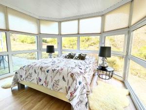 Elegant Home With Views Of Protected Landscape