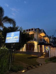 Avastar Hotel & Restaurant