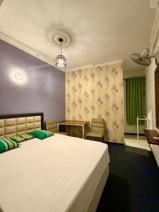 Avastar Hotel & Restaurant