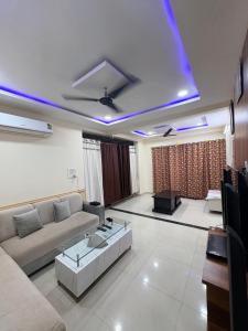 Pari homes stay