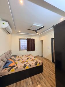 Pari homes stay