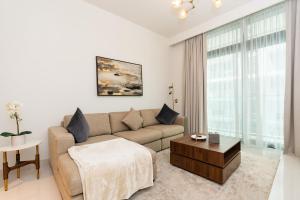 CitiHome Waterfront Living Beach Access