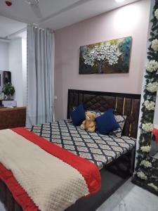 Leisure stays Ufairia Mall -Near Ek murti Chowk