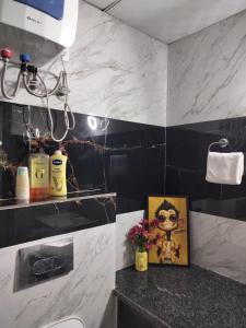 Leisure stays Ufairia Mall -Near Ek murti Chowk