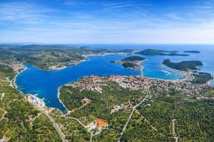 7 Olives Vintage Apartments