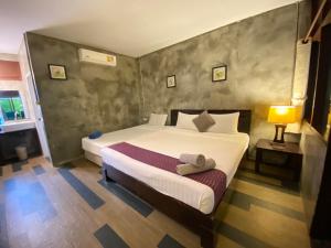 Crescent Bay Resort