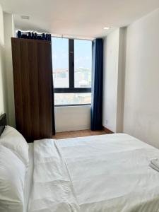 Lovely Studio 2 District 4 next to Buivien