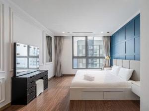 3Br Landmark 81, view City