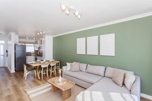 Private oasis in Bloubergstrand