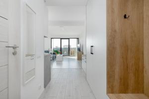 Hanza Tower Studio 514 by BookingHost