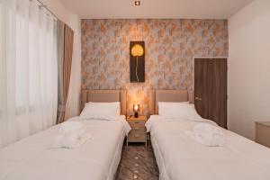 Private Pool Villa near BKK airport Mega bangna 2 nights