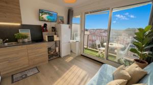Studio vue Montagne et Sunset 50m de la plage -134