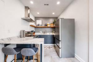 NEW Luxury Home near Downtown Close to Nulu