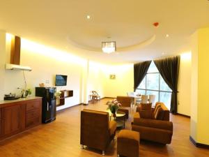 Phonethip Plaza Hotel