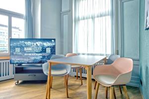 BANK House Apartment XL 105 - GRIWA RENT