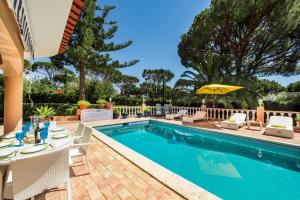 4 Bedrooms Private Pool Close ToAmenities