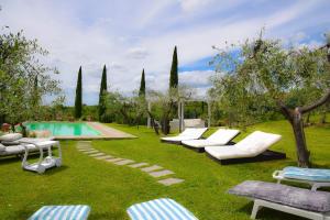 by Casamerina, house with private pool 30km from Siena & Arezzo