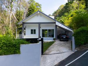 Private house Partial Seaview Kata Beach