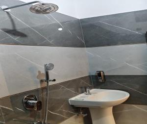 Hotel Hariom Paradise