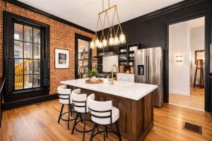 Charming 7BR Home Bourbon Trail & Attractions