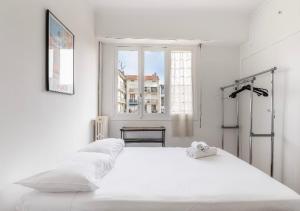 Nice City Center 2 Bedrooms Balcony Air Conditioning