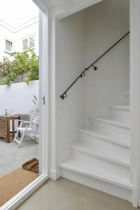 Endless Summer Beach Apartments