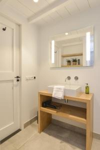 Endless Summer Beach Apartments